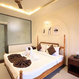 Royal Executive Room